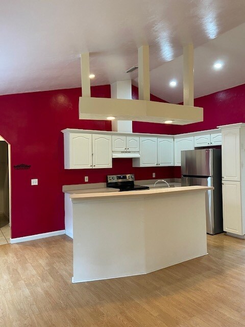Building Photo - 25464 SW 20 Ave
