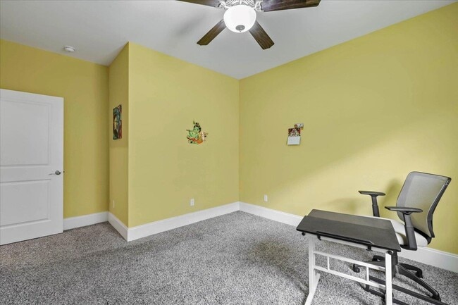 Building Photo - 855 Avery Park Dr