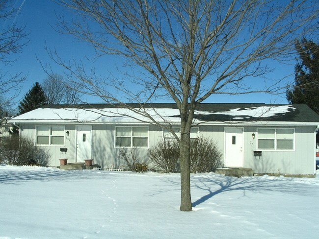 Building Photo - 509 SE 4th St