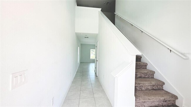 Building Photo - 1033 Waterfall Blvd