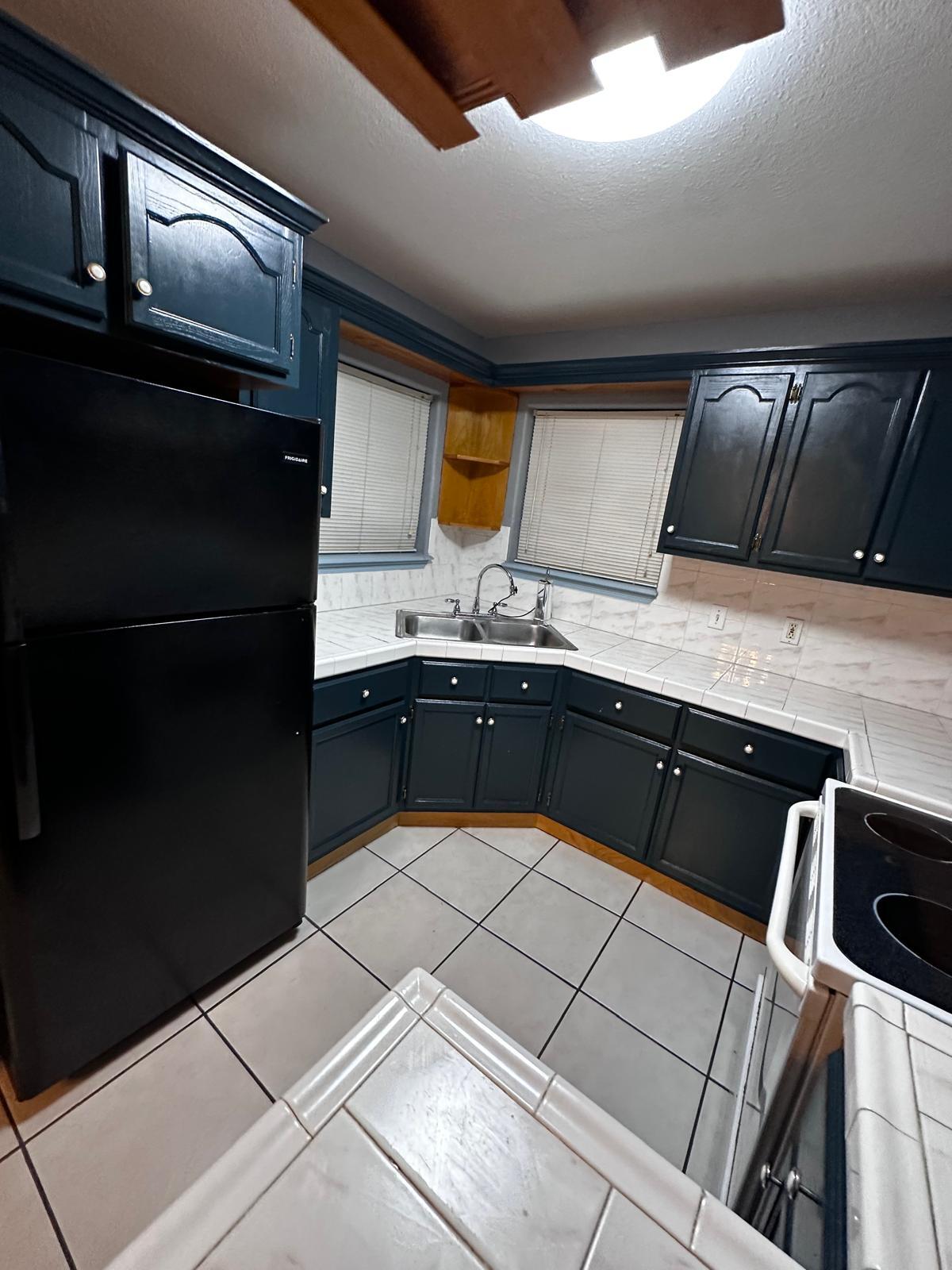 Kitchen - 6053 Blanco River St