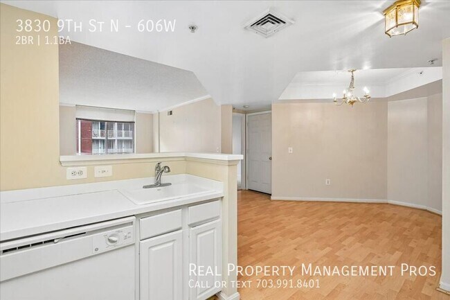 Building Photo - 3830 9th St N