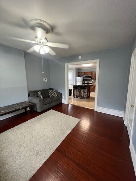 Building Photo - 309 Columbus Ave