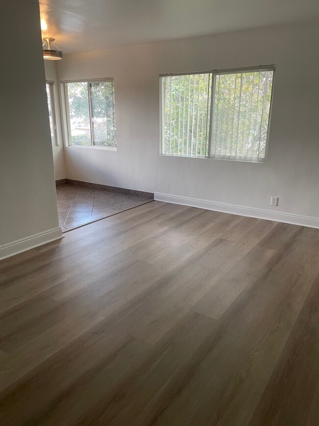 Building Photo - 8974 Cadillac Ave