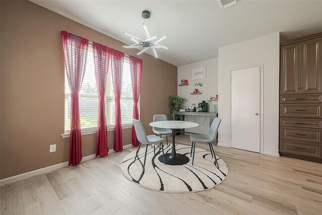 Building Photo - 3042 Crestbrook Bend Ln