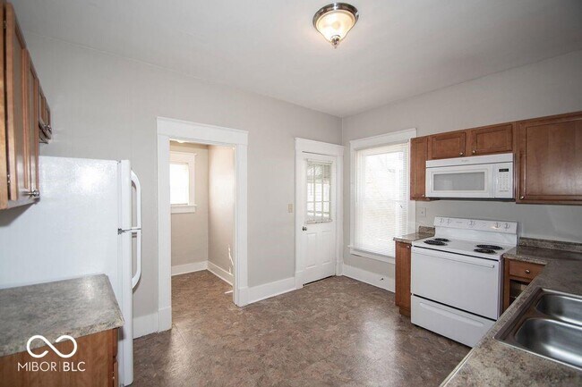 Building Photo - 1541 E Ohio St