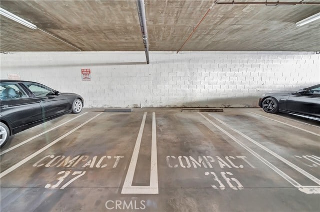 Building Photo - 14727 Magnolia Blvd