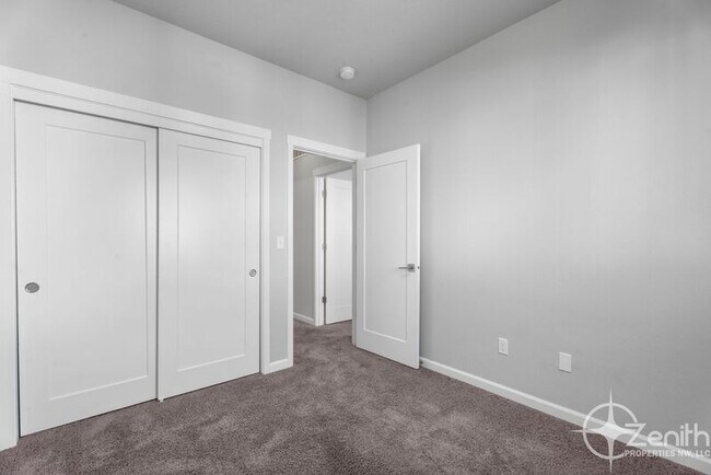 Building Photo - 16318 NE 20th St