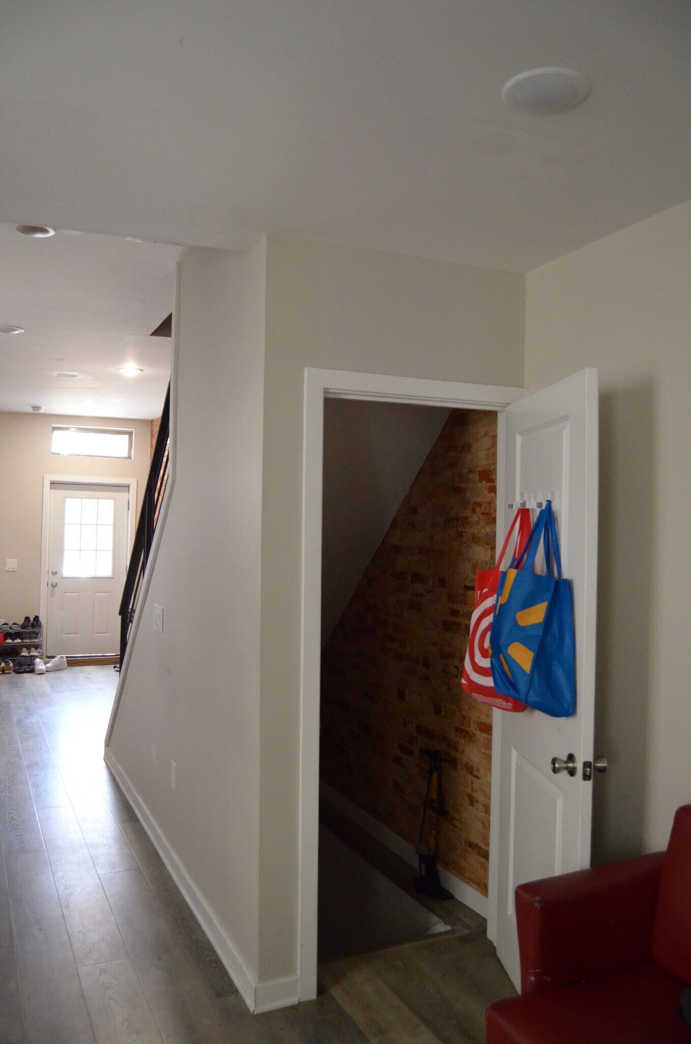 Building Photo - 28 N Preston St