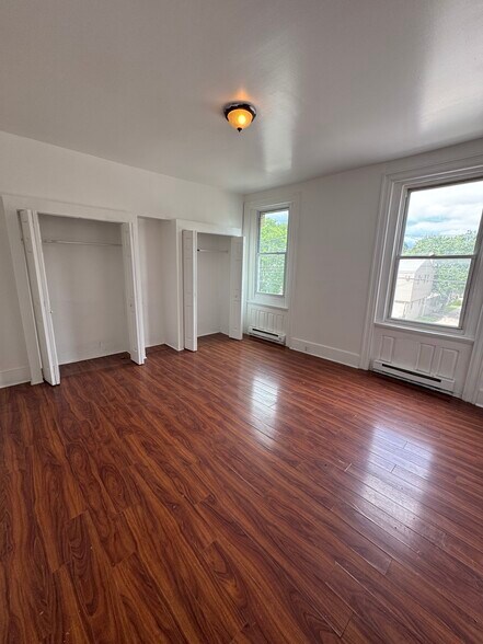 Building Photo - 2121 N 22nd St