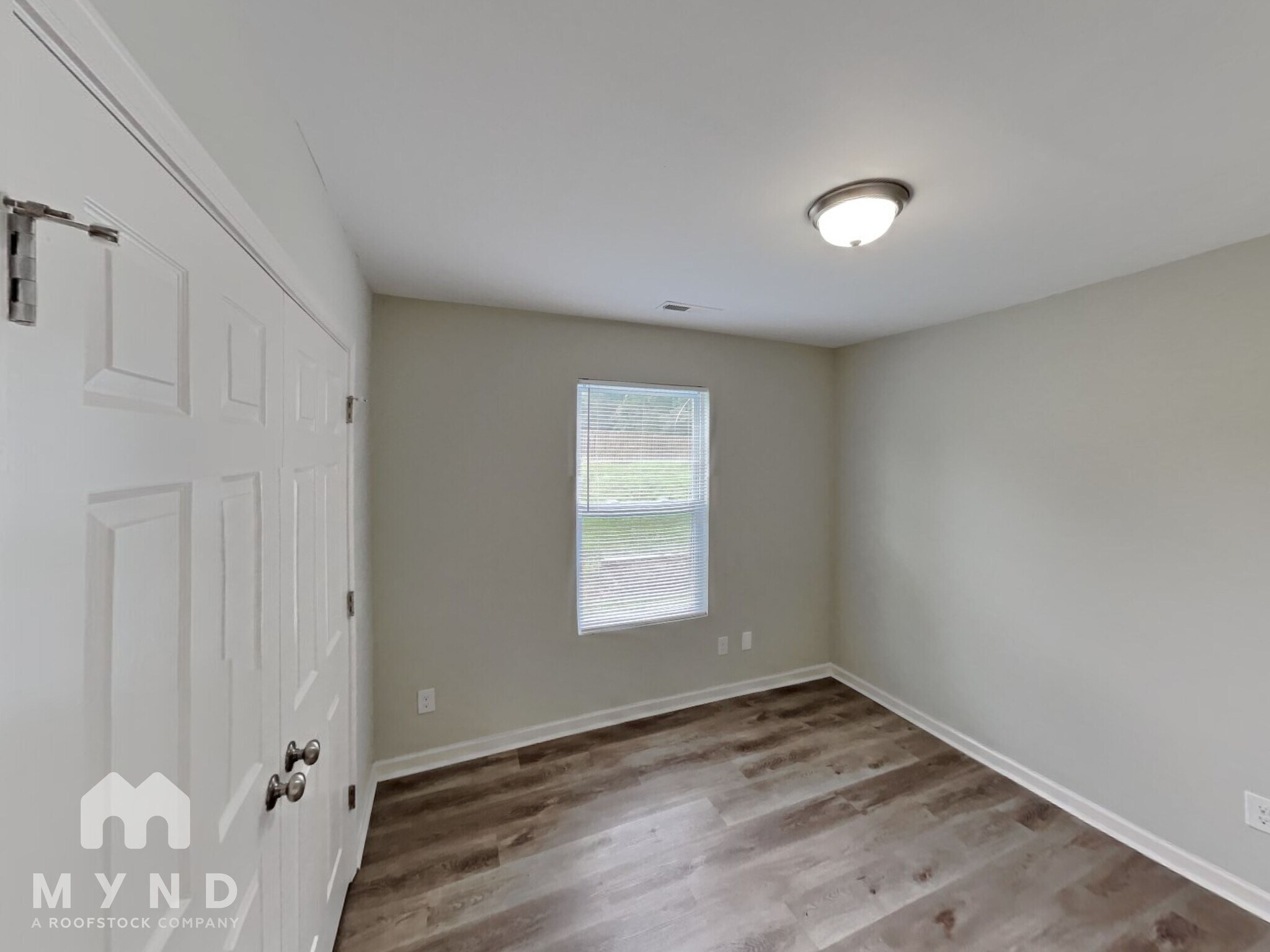 Building Photo - 6108 Fazenda Drive