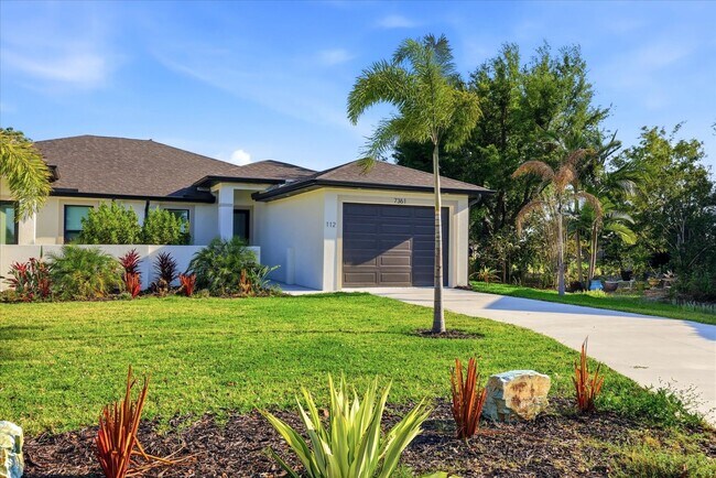 Building Photo - Luxury Duplex for Rent in Burnt Store Meadows, Punta Gorda**Reduced Rental Period Incentive**