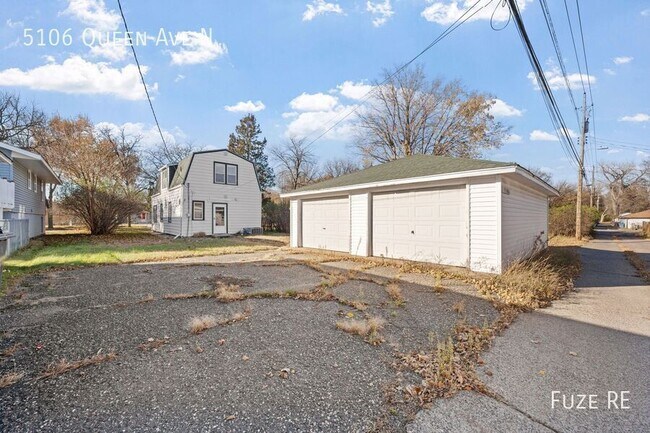 Building Photo - 5106 N Queen Ave