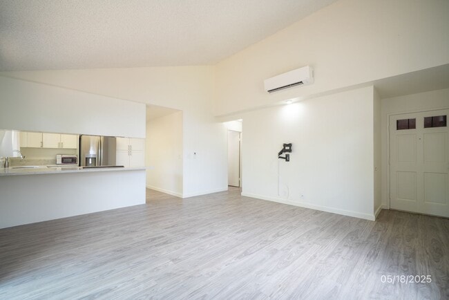 Building Photo - 3 BD/2 BA Home in Mililani with Garage (Av...