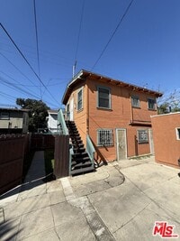 Building Photo - 1111 1/2 Orizaba Ave