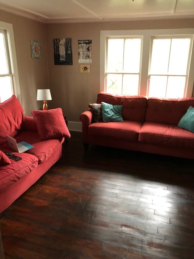 Building Photo - Marsh View Ranch