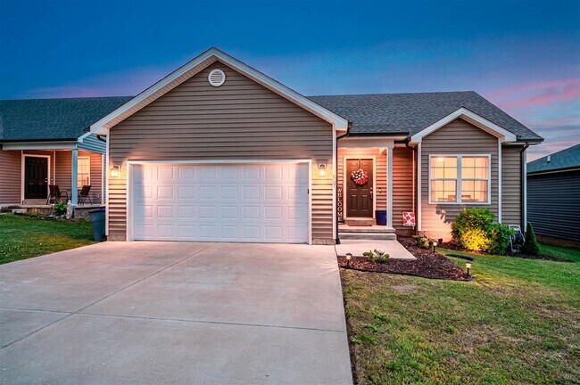 Building Photo - 657 Cherry Blossom Rd