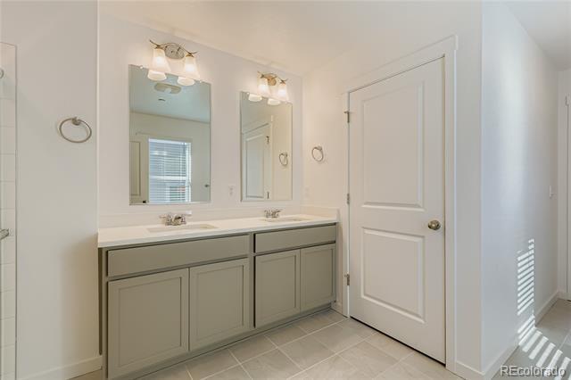 Building Photo - 9935 Ceylon Ct