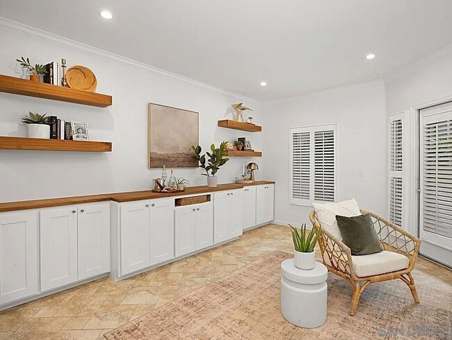 Building Photo - 620 State St