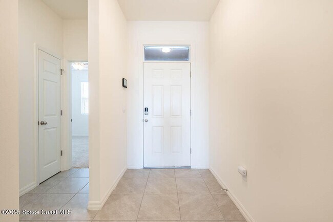 Building Photo - 1753 Farmhouse Rd SE