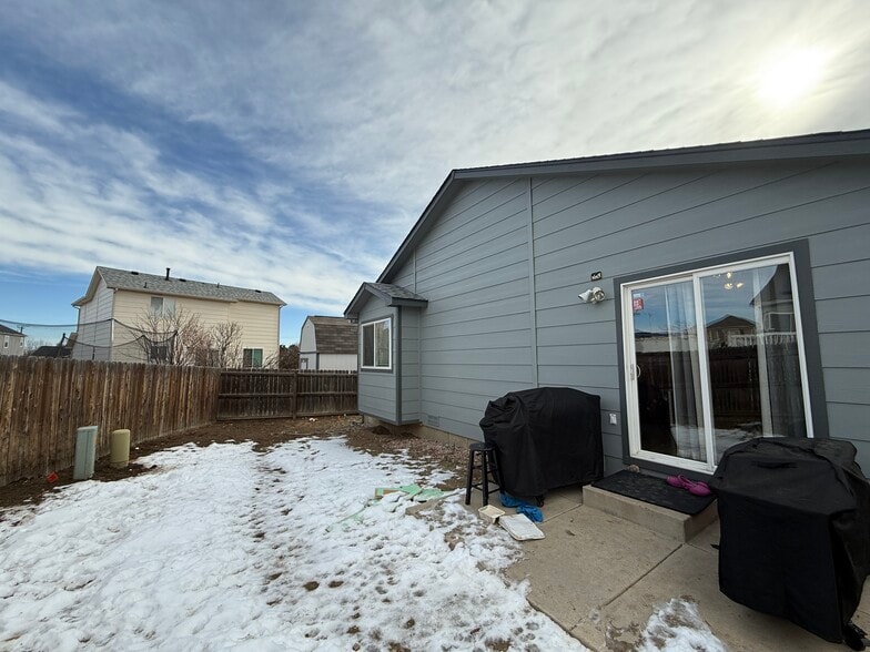 Building Photo - 7672 Fiona Ln