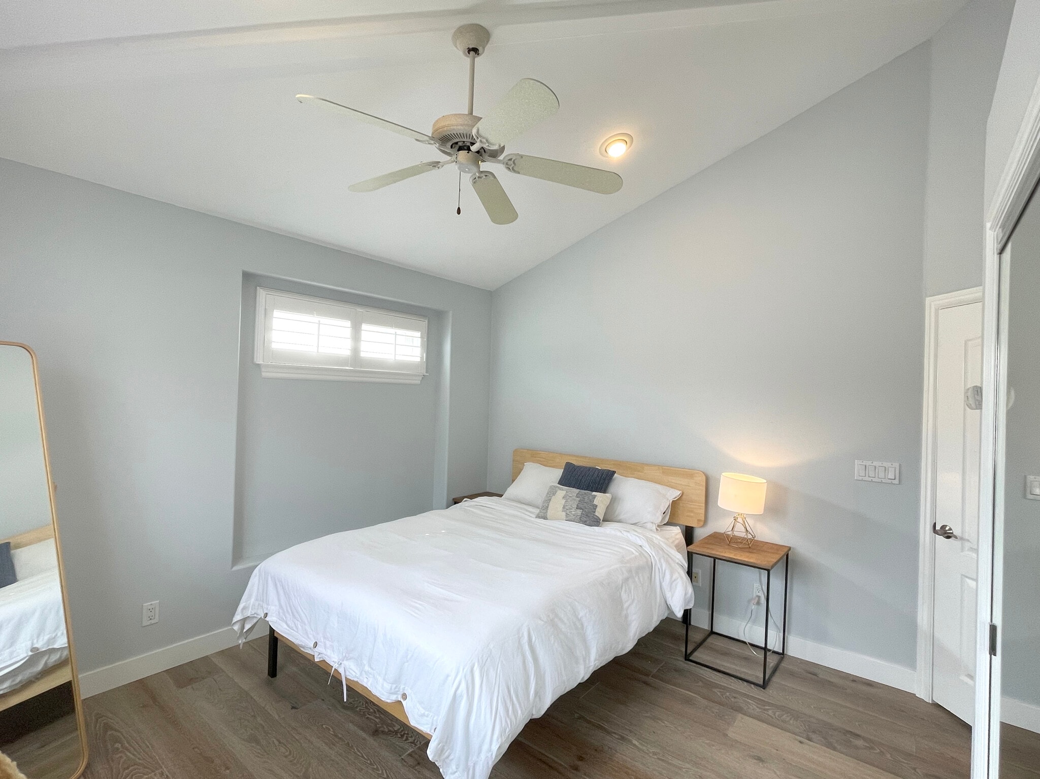 Bedroom 4 - 2111 Nelson Ave