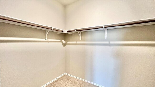 Building Photo - 5913 Shanjia Dr