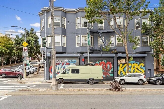 Building Photo - Magland Arms Apartments