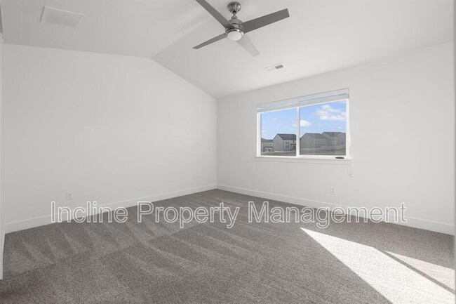 Building Photo - 1009 N Ledger Dr