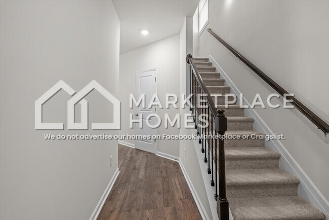 Building Photo - 605 Count Fleet Ct