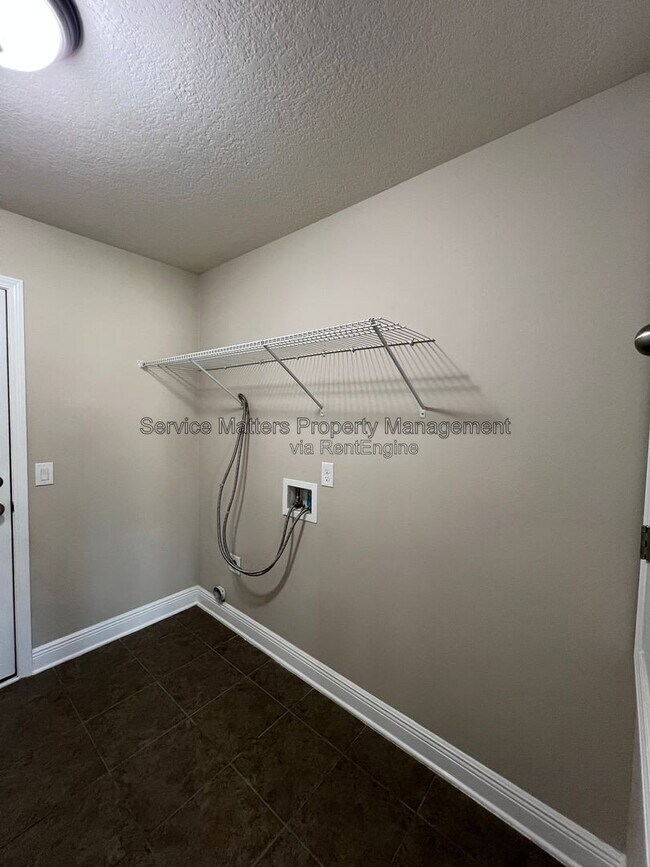 Building Photo - 7045 Harvest Way