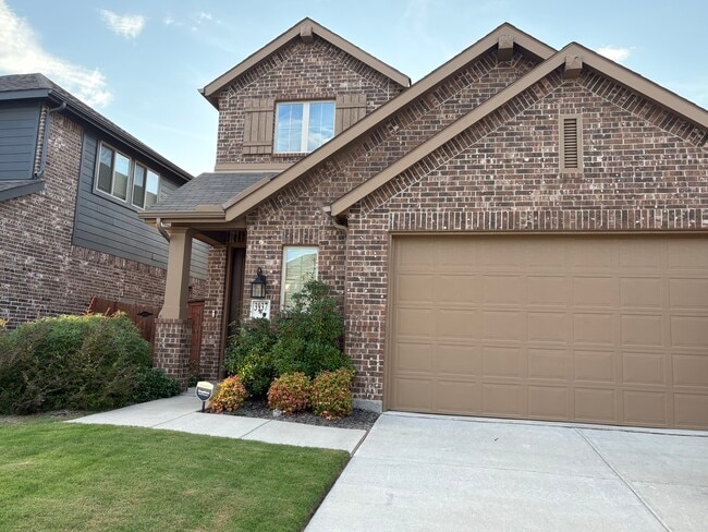 Primary Photo - 3937 Chesapeake Ln