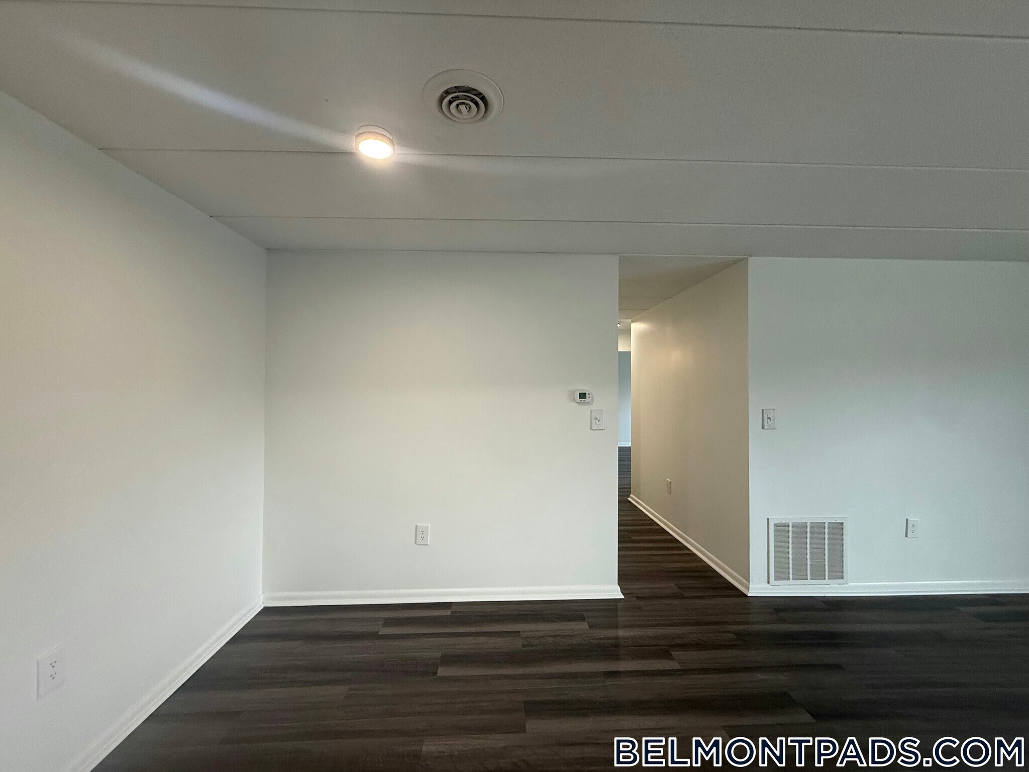 Building Photo - 55 Hill Rd