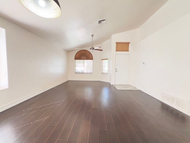 Building Photo - 54 Sea Holly Way