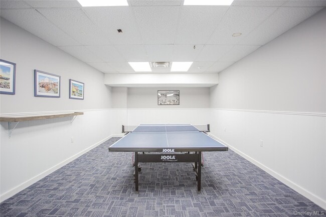 Building Photo - 2 Richmond Rd