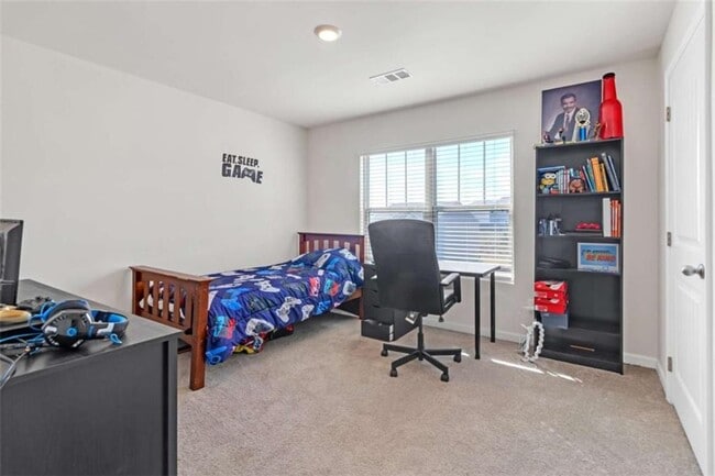 Building Photo - 3741 Makeover Ct