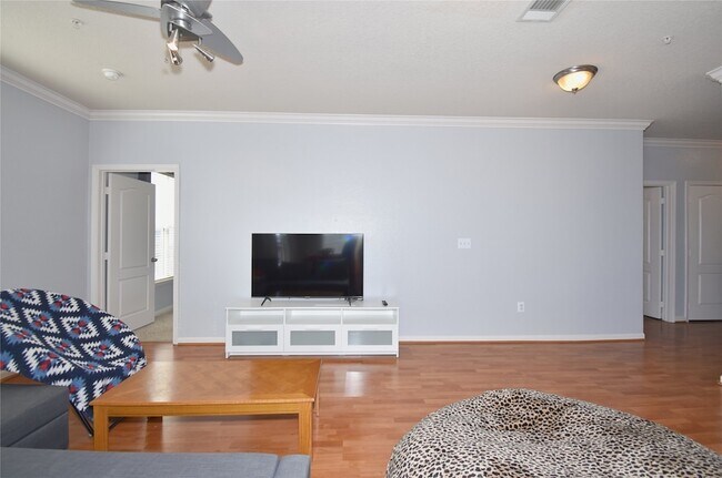 Building Photo - 1711 Old Spanish Trl