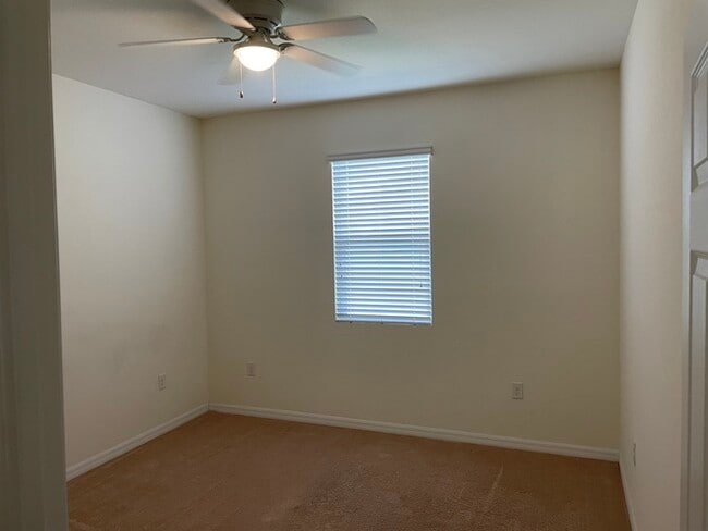 Building Photo - NW Cape Coral Single Family Home