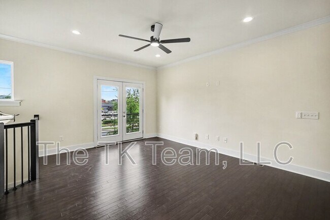 Building Photo - 2712 Grand Union Way