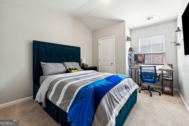 Building Photo - 1499 River Oak Ln