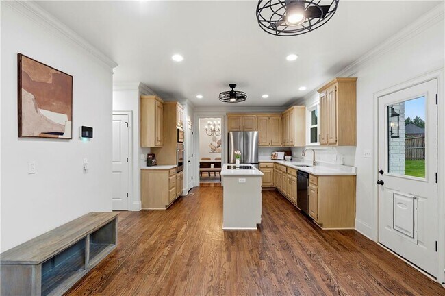Building Photo - 4221 Willow Oak Dr