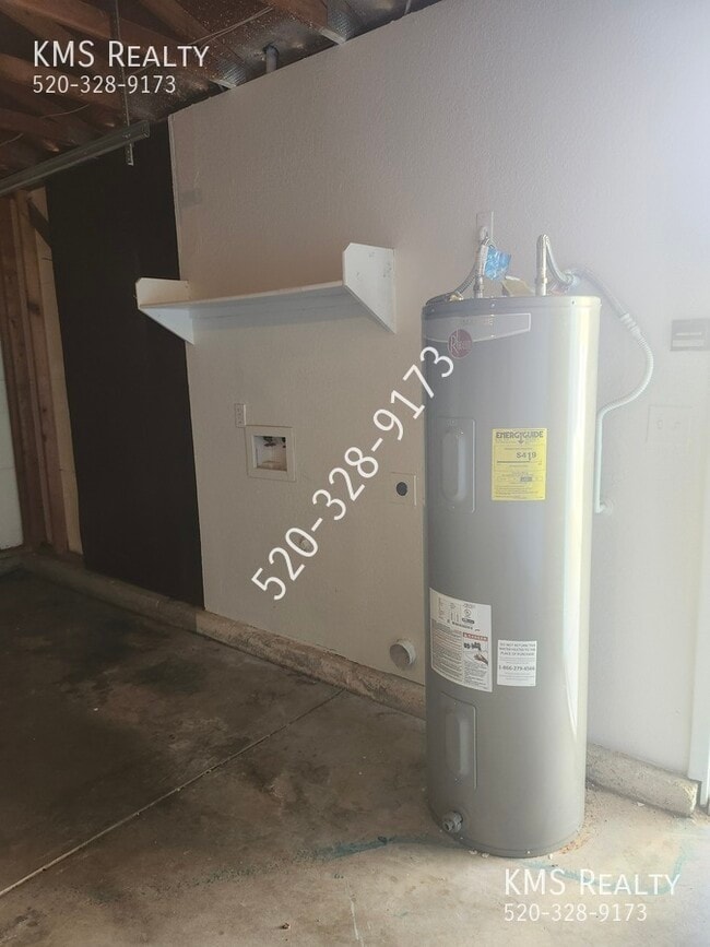 Building Photo - 5218 W Wood Owl Dr