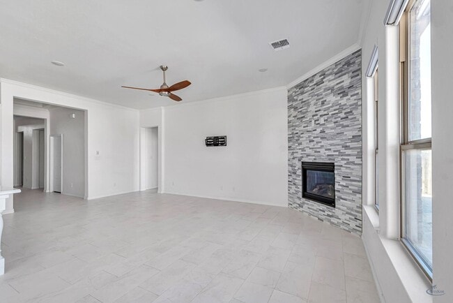 Building Photo - 1813 Wrigley Dr