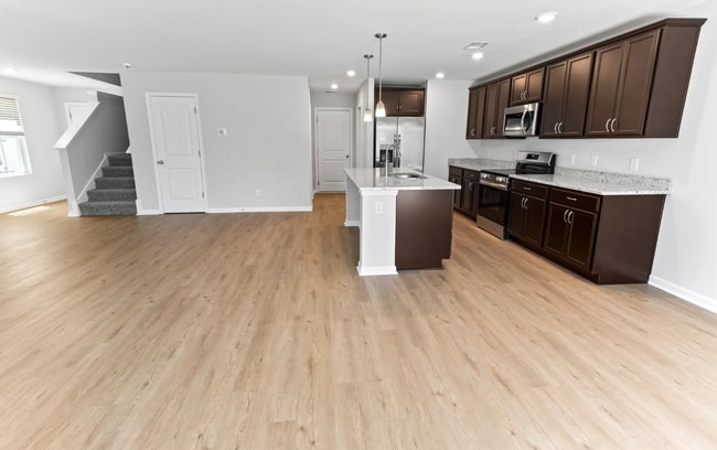 Building Photo - 244 Justify Ave