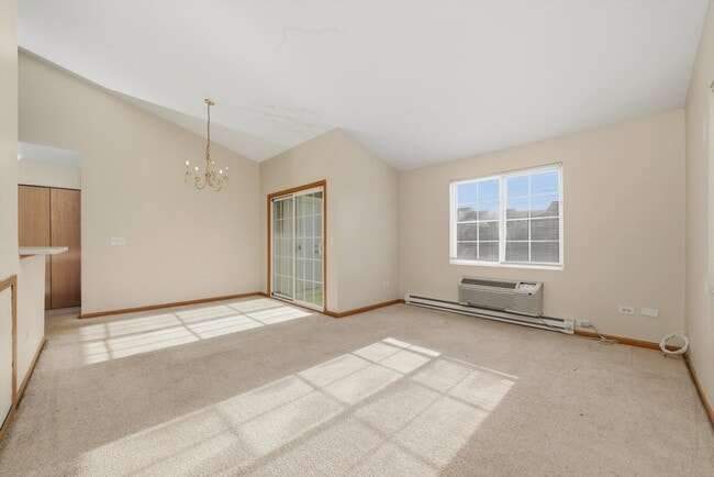 Building Photo - 417 Silverstone Dr