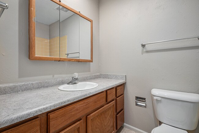 Building Photo - 4379 W Ponds Cir