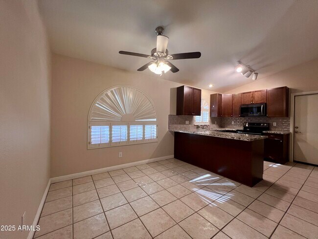 Building Photo - 4619 E Adobe Dr