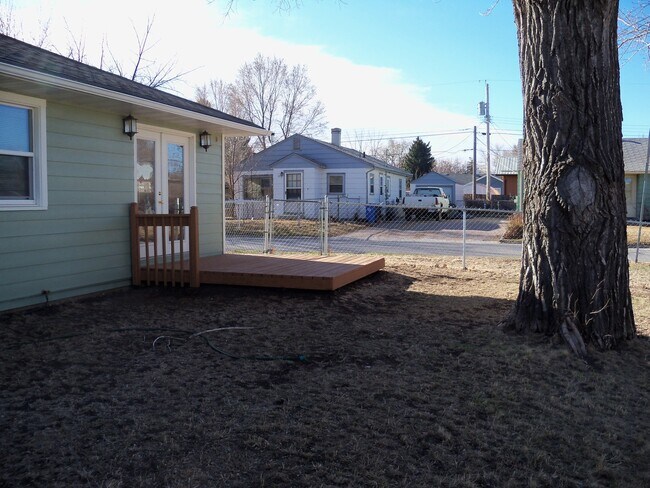 Building Photo - 3214 Harmony Ln