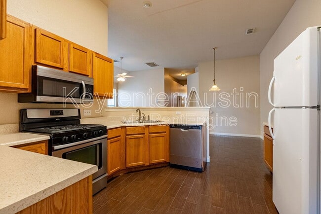 Building Photo - 2822 Southampton Way