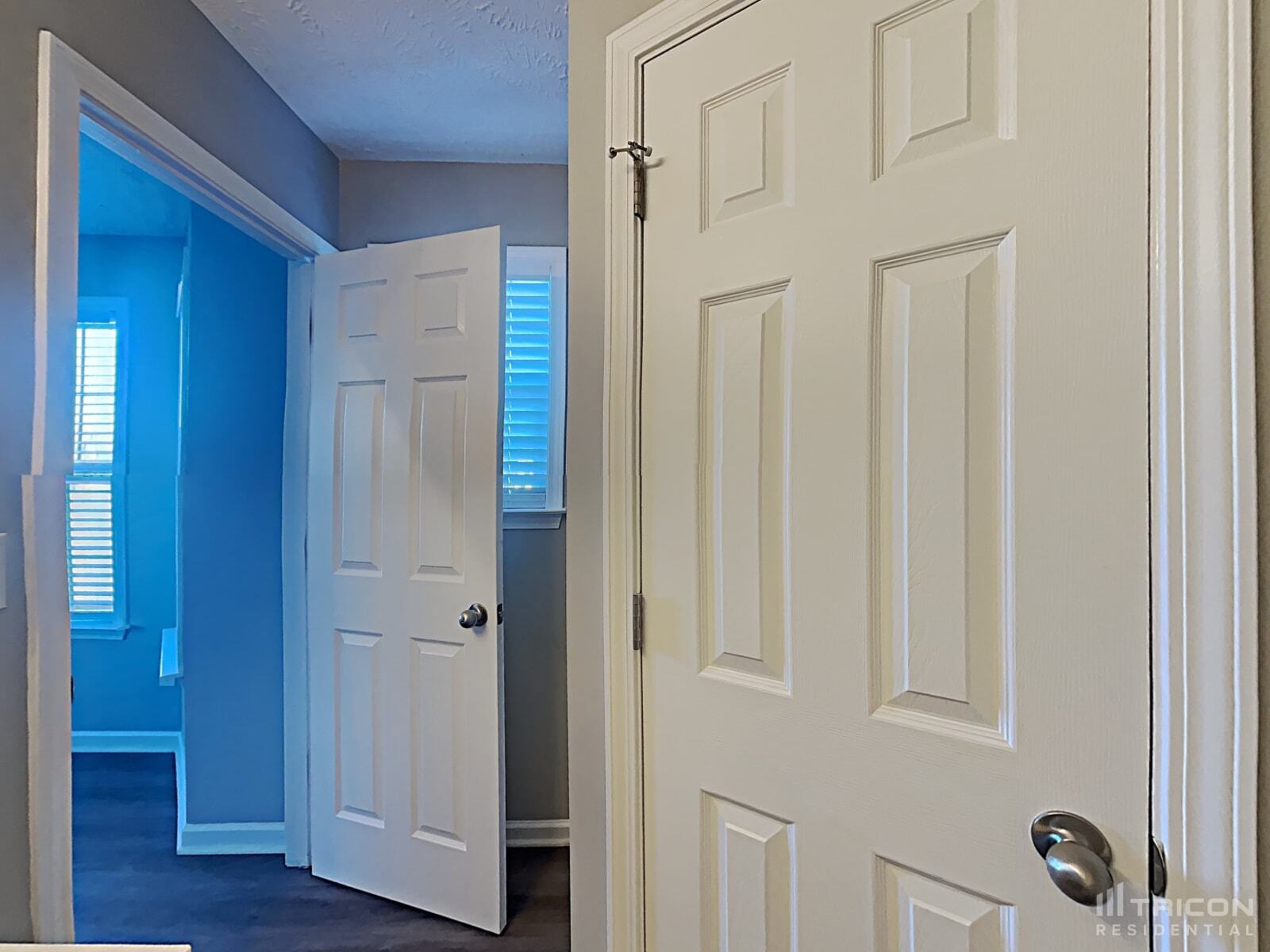 Building Photo - 901 Laramie Ct